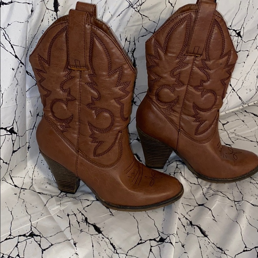 SIZE 7 BONGO Cowgirl Boots